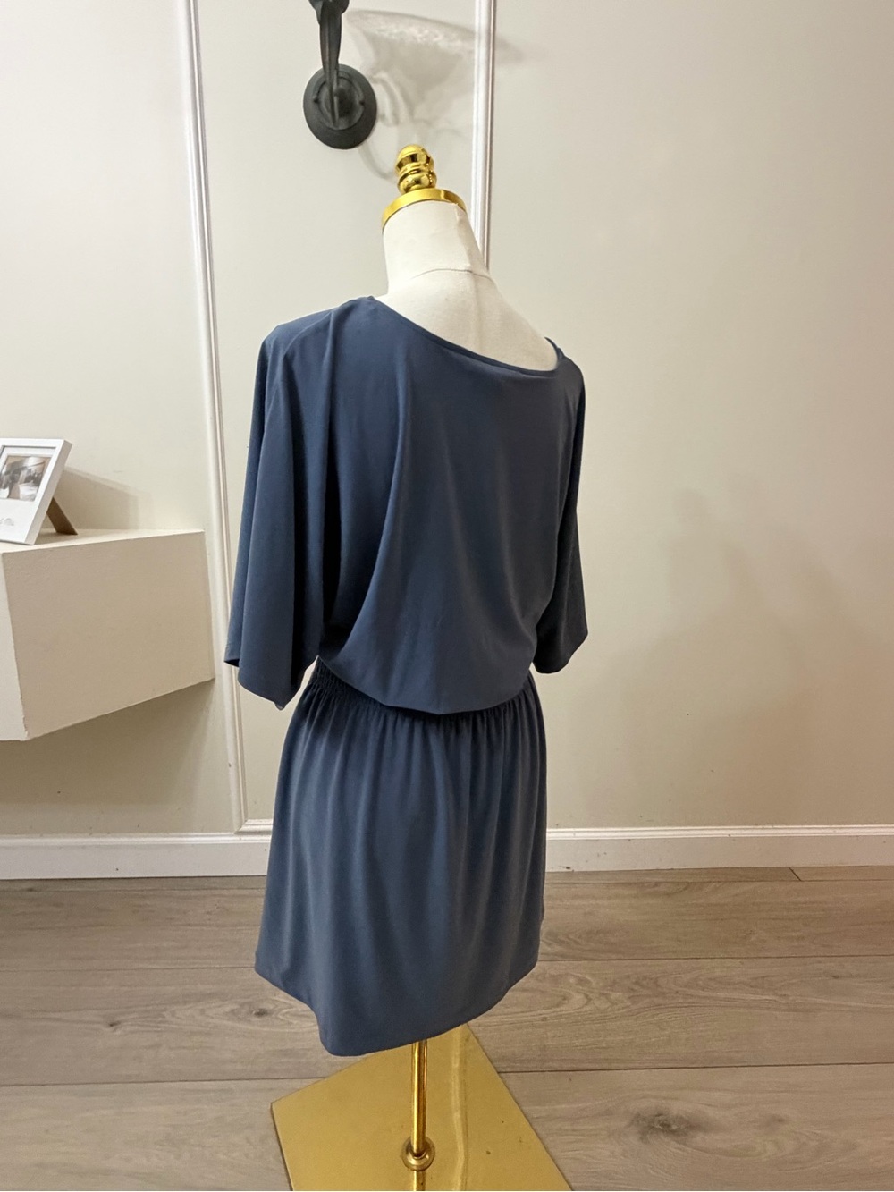 White House Black Market Dusty Blue V-Neck Smocked-Waist Midi Dress - Picture 4 of 6